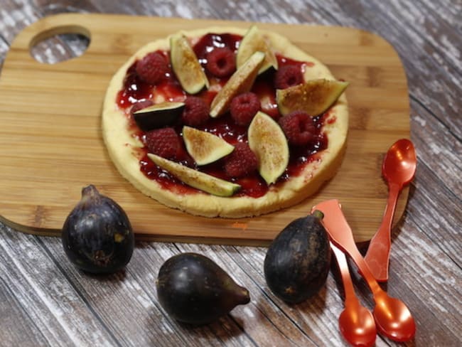 découvrez notre savoureux sablé noix figues : une pâte croustillante alliée à la douceur de la figue et au croquant des noix, pour un dessert authentique et gourmand. à déguster sans modération !